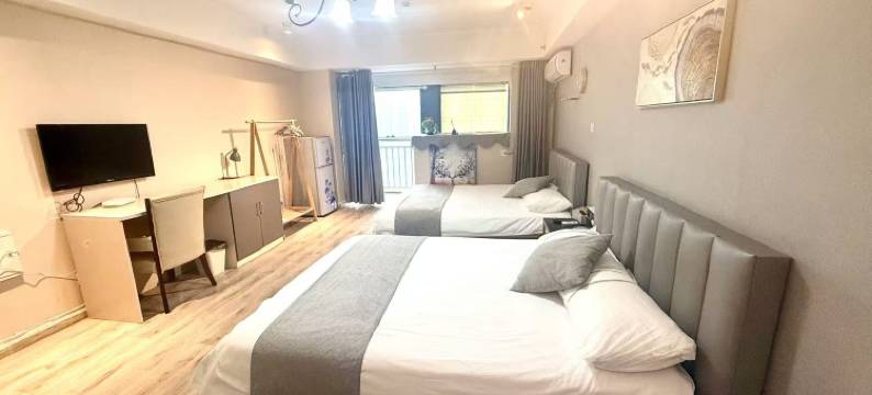 南京柒语精品民宿(河西万达店)图片