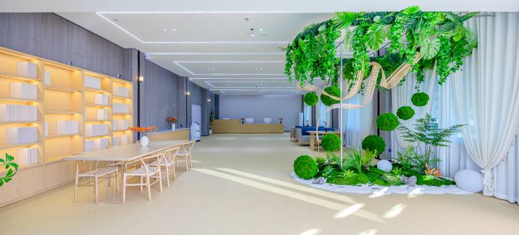 威海丽呈睿轩酒店(威海站韩乐坊店)图片