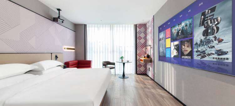 柏曼酒店(新世界购物广场店)图片