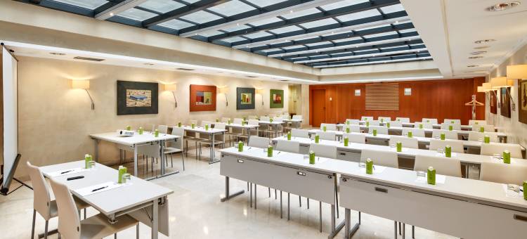 巴塞罗那康奈拉酒店(Sercotel Cornellà Barcelona)图片