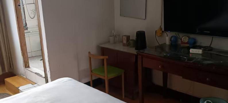 鸿运招待所图片