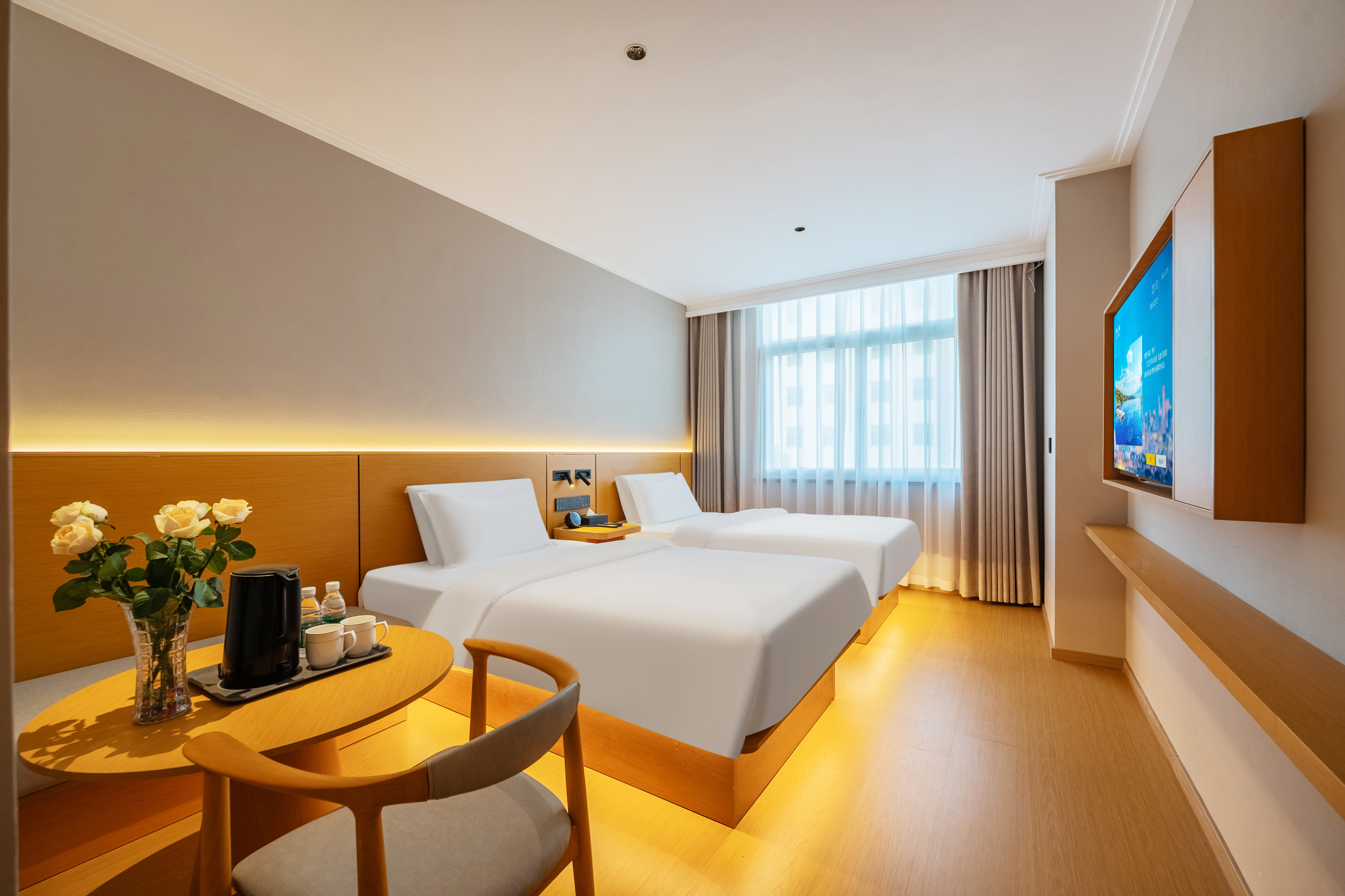 Nianfa 168 Hotel Over view