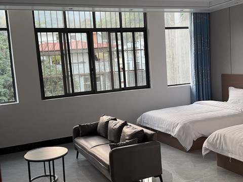 靖西威润农家乐