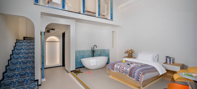 云里设计师度假美宿(特克斯八卦城店)图片