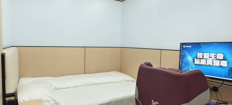 星辰小站电竞酒店(成都双流机场川大江安校区店)图片