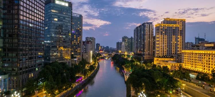 成都天府广场华西坝地铁站亚朵酒店图片