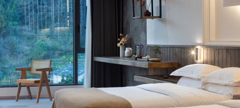 腾冲逸泊温泉民宿(洞山温泉村店)图片