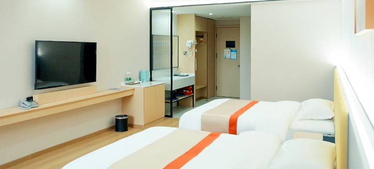 艺选酒店(伊犁奎屯市中心公园店)图片