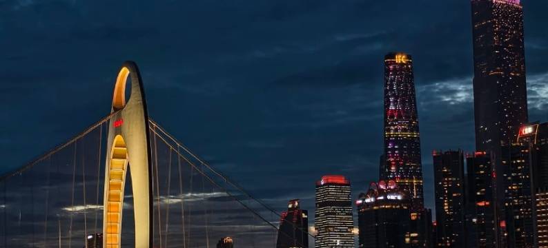 爱立斯水善坊｜HONORABLEINCOMPARADBLE酒店(北京路省人民医院店)图片