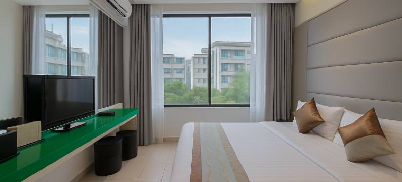 罗马时尚酒店(肇东站店)图片