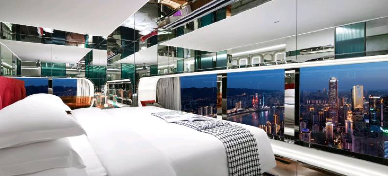 重庆解放碑洪崖洞BERKIN佰利金高空江景酒店图片