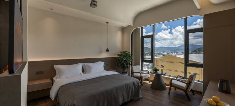 云慕景轻奢民宿(香格里拉独克宗古城店)图片