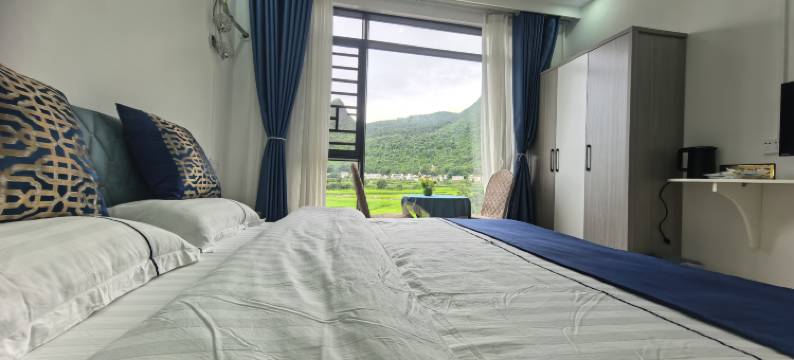 兴义万峰林行者之家图片