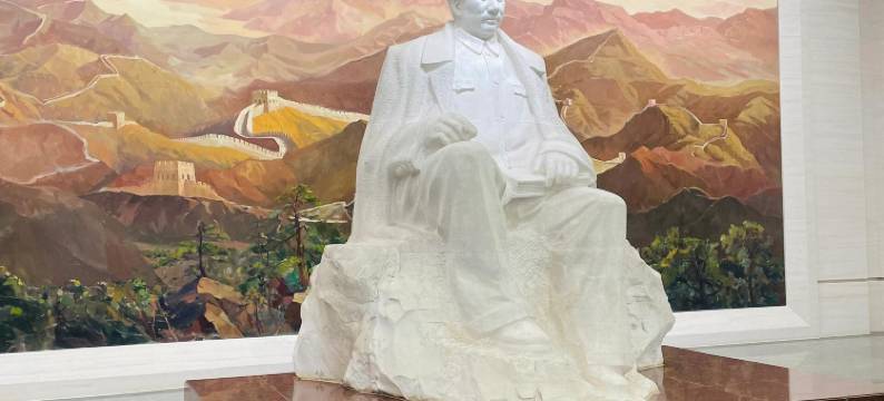 依恋山居民宿(故居景区韶山站店)图片