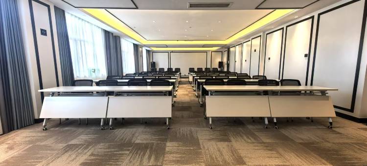 希岸酒店(库尔勒机场路东方物探店)图片