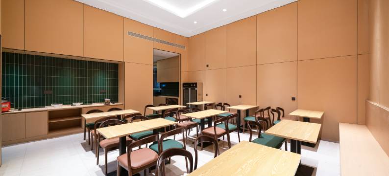 如家睿柏·云酒店(重庆江津双福爱琴海购物公园店)图片