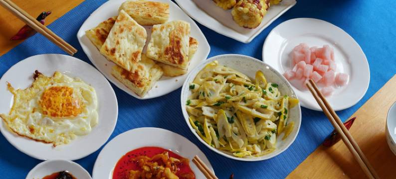 宝兴田姐家民宿图片