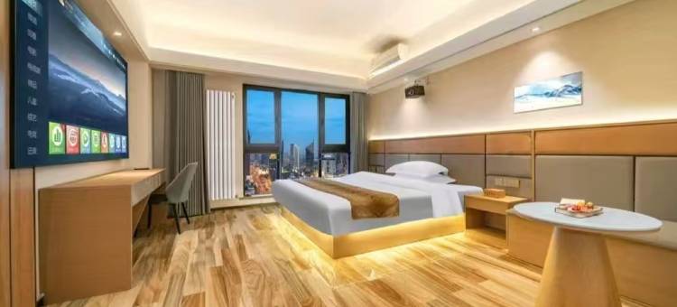 新密清岚酒店(中强光年广场店)图片