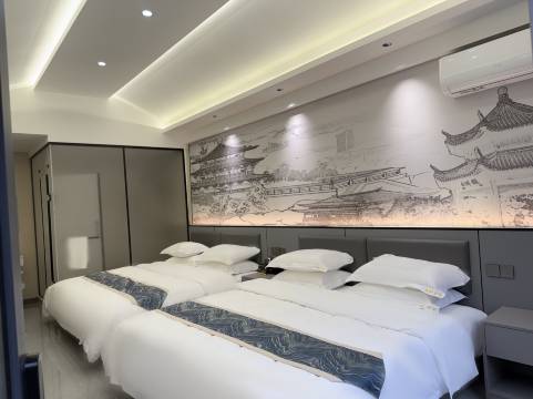 逸轩·轻奢民宿(王家大院店)图片