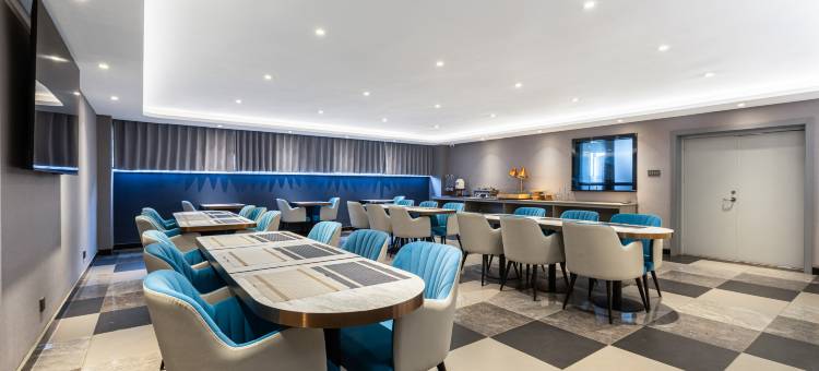 兰欧尚品酒店(天门大润发店)图片