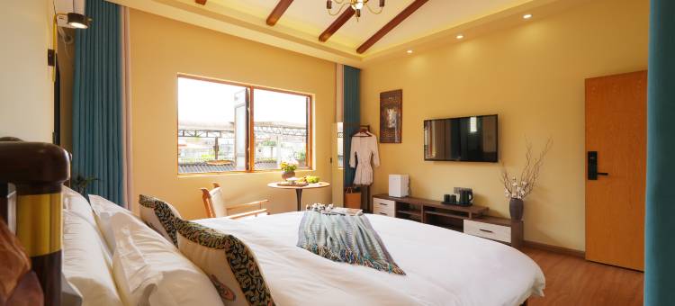 听黛山酒店(芒市芒晃村景区店)图片