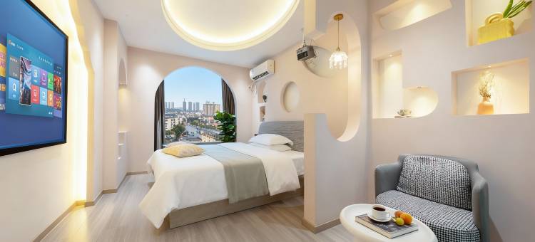 黔花之筑Lnstagrammable·Landmark酒店(怀化新中医院高铁站店)图片