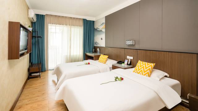 东亚之星商务酒店(林州汽车站店)