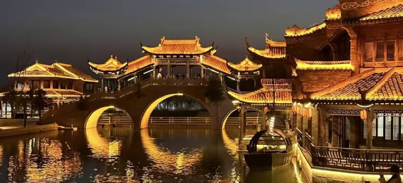 开封宋居酒店(开封博物馆河南医药健康技师学院店)图片