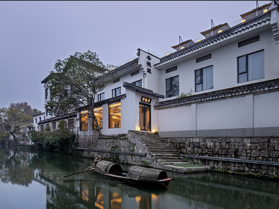 冬悦里酒店(绍兴鲁迅故居仓桥直街店)