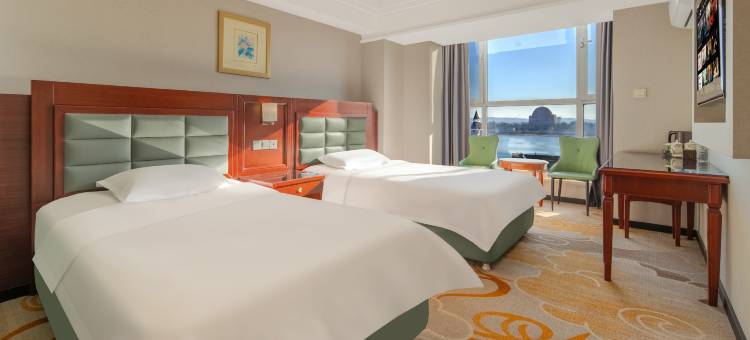 如家派柏·云酒店(丹东鸭绿江断桥景区丹东站店)图片