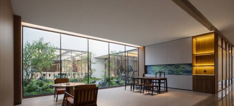 华城铂瑞酒店(襄阳沃尔玛民发广场店)图片