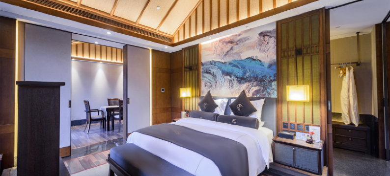 峨眉山观景温泉汤屋图片