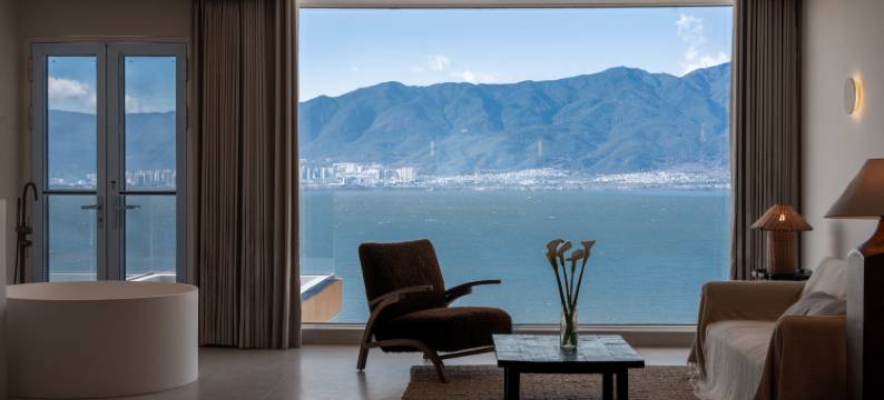 半窗villa海景民宿(机场洱海店)图片