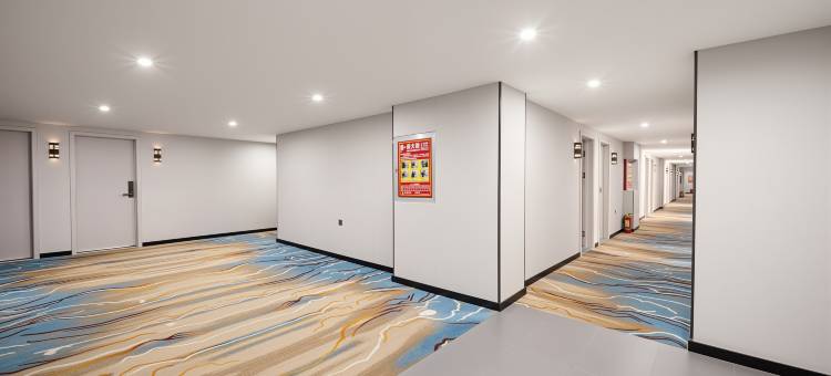 星竞电竞民宿(大同魏都大道东信广场店)图片