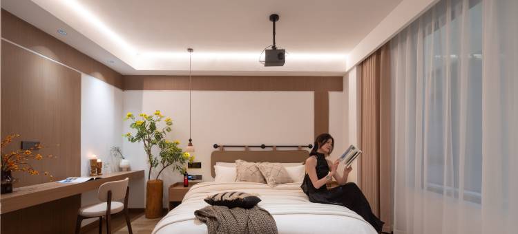 YX Design Stay｜云秀逸景设计师供氧民宿(香格里拉独克宗古城店)图片