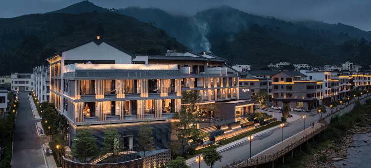 信宜花涧度假酒店图片