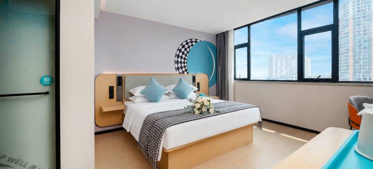 CITY COMFORT INN4·0城市便捷酒店(赤壁国贸高铁站店)图片