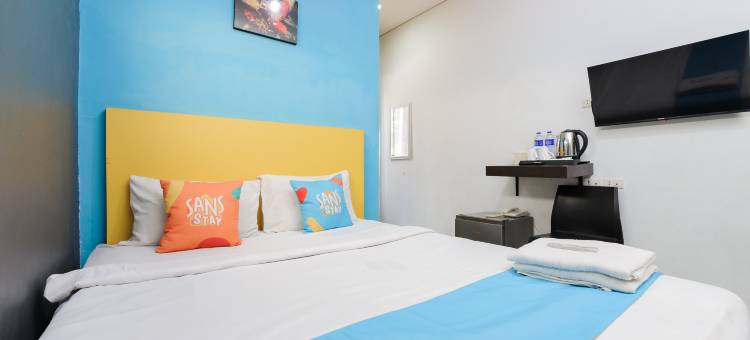 楠榜省 Sans Stay 拉惹苏塔青旅(Sans Stay Raja Soeta Hostel Lampung)图片