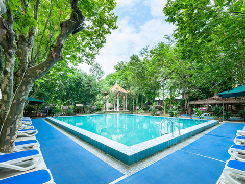 腾冲康丰坝派温泉谷