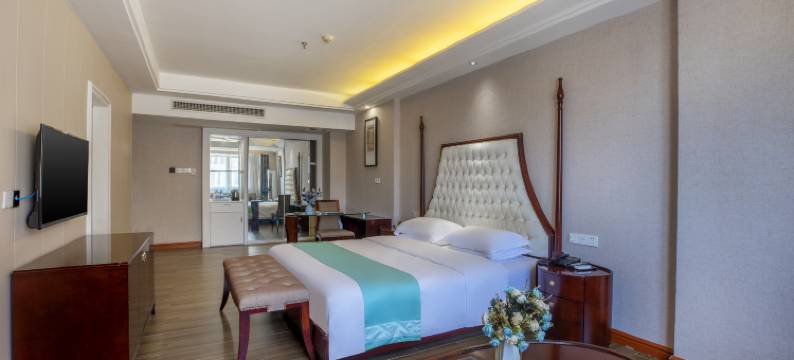 石狮泉冠酒店(市政府德辉广场店)图片