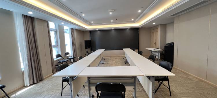 维也纳酒店(临沂国际机场吾悦广场店)图片