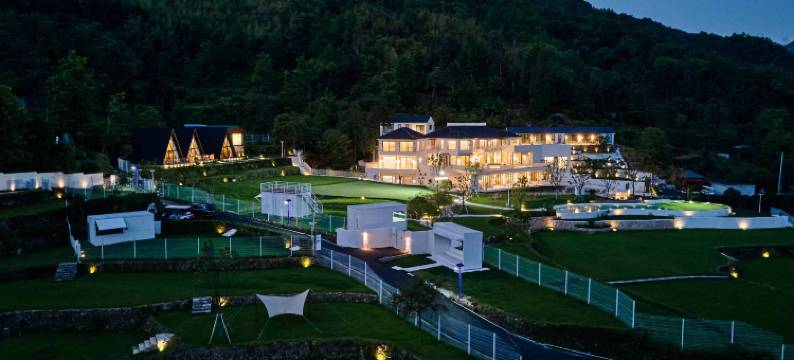 雁南左舍民宿图片