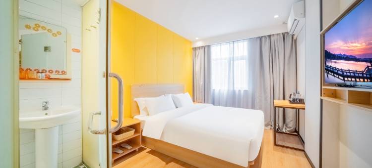 布丁严选酒店(杭州凤起路建国北路地铁站店)图片