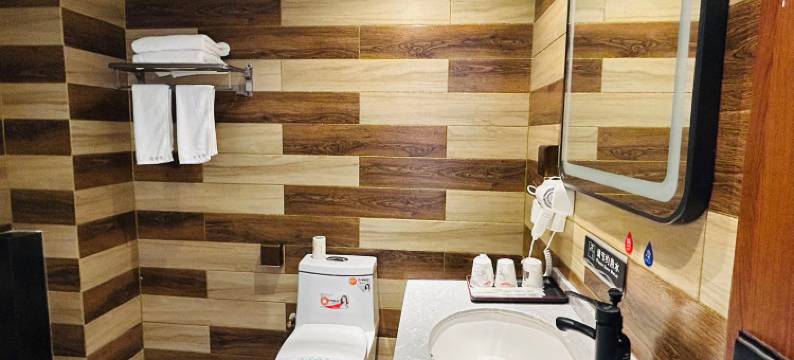 可可托海智慧桥文宿图片