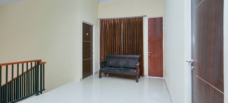 OYO 1957 Riverside Residence图片