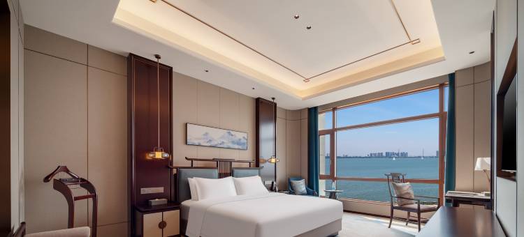 九江半岛宾馆(八里湖店)图片