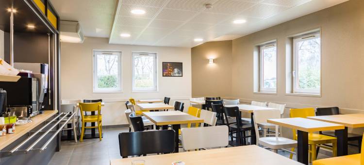 图尔北小方舟 2 号家庭旅馆酒店(B&B Hôtel Tours Nord 2 La Petite Arche)图片