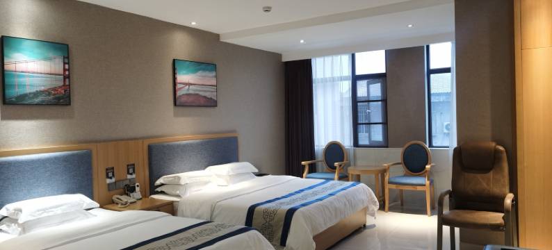 微客布景酒店(绵阳火车站园艺山店)图片