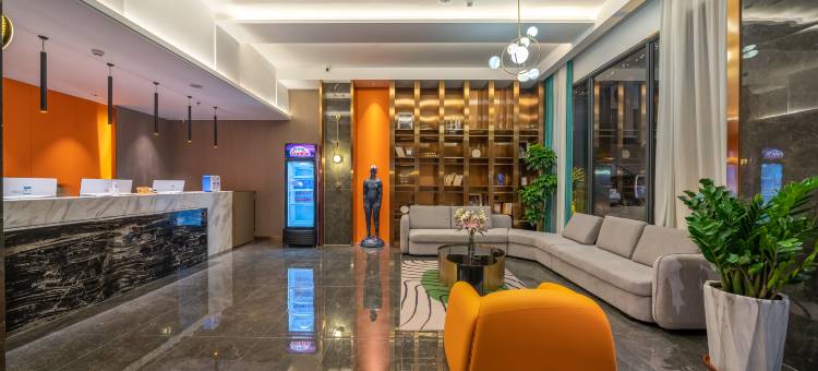 呈季酒店(梧州南宁百货梧州南高铁站店)图片