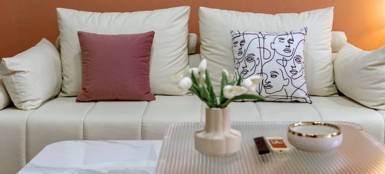 锦爱•影院式民宿(太原街沈阳站西广场店)图片